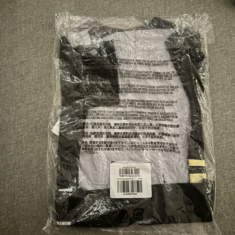 GAP Star Wars Graphic Tee - Picture 7 of 10